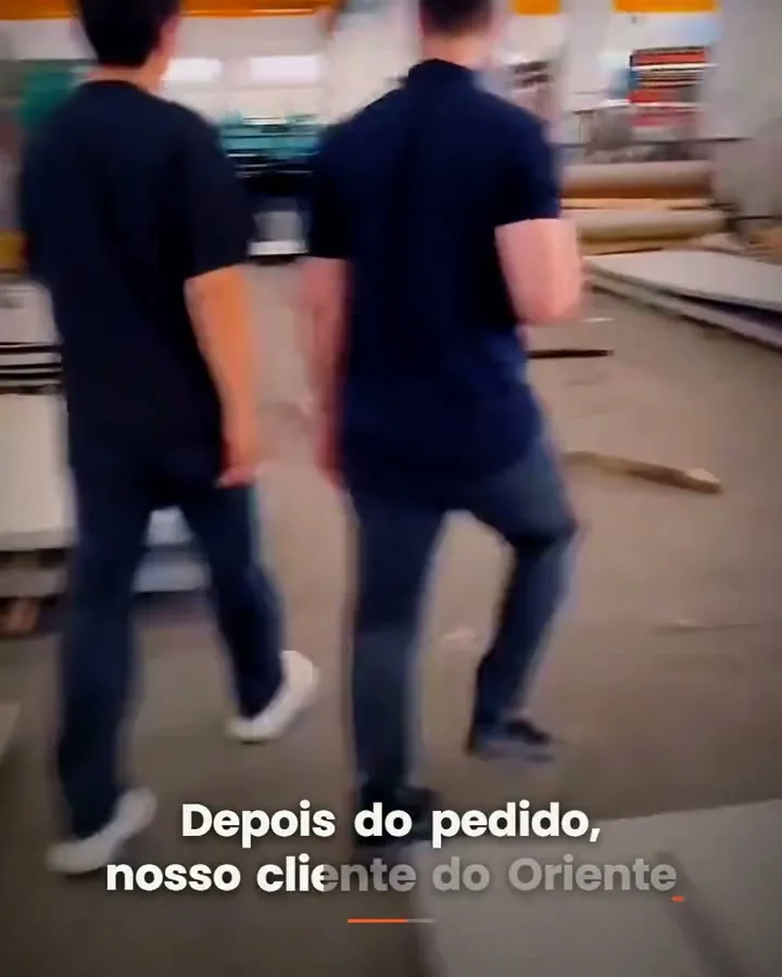 Inspe&ccedil;&atilde;o de chapas de pedra antes do envio